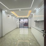 Bán gấp cầu giấy! 6 tầng, thang máy, 40m2, nhà mới, sẵn ở, thoáng sáng chỉ 11.75 tỷ