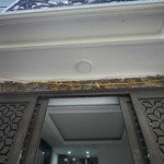 Bán gấp nhà riêng 3pn, 30m2, 6,9 tỷ tại phố láng hạ, đống đa, hà nội