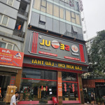 Hot! Sang Nhượng Nhà Hàng Full Đồ Phố Trung Hòa 5 Tầng Siêu Đẹp, Chỉ 90 Triệu/Th Vào Kinh Doanh Luôn.