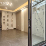 Nhà Rẻ Nhất Khu Vực, Diện Tích 110M, Thang Máy Vèo Vèo, Oto Ngủ Trong Sân Nhà