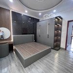 Bán Nhà Phố Linh Đông Phạm Văn Đồng Thủ Đức 4 Tầnghẽm Xe Hơi70M2 Chỉ 8,7 Tỉ.
