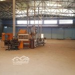Nhà xưởng cho thuê phường thạnh xuân quận 12 dt: 1000m giá 60 triêu/tháng lh; 0908561228