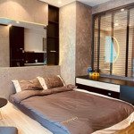 Em còn 2 căn studio vinhomes west point chỉ 12 triệu , full đồ đẹp , vào luôn . gọi em 0918269777