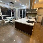 Bán gấp căn hộ n05 hoàng đạo thúy (căn góc) diện tích 159m2, 3 ngủ 3wc giá cực tốt