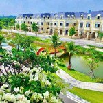 Hót. chính chủ cần tiền bán gấp giá tốt nhất thị trường. lk80m2 hướng tb có hầm. lh 070 691 6857