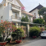 Biệt thự đơn lập nam quang 2, dt 270m2, hầm, trệt + 2 lầu, có thang máy, giá 85 tỷ bao sang tên