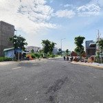 Hàng ngộp ! 3 lô đất ngay resort mekong , kcn long thành đồng nai , giá 850 triệu/lô, sổ hồng riêng