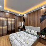 Bán nhà riêng tại ngọc hà, ba đình giá siêu tốt 6,39 tỷ, 30m2
