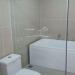 Cho thuê căn hộ 97m2=3pn - 2wc, có nội thất, giá 9tr/tháng, lh mr. tùng 0964690900