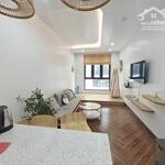 Cho thuê căn hộ cao cấp 2 p.ngủ (80m2) waterfront city.