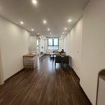 Chính chủ bán căn 73m2 full nội thất mới tinh, tầng trung, hướng mát, view đẹp, sổ đỏ cất két