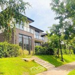 Biệt thự độc quyền view kênh riêng, 467m² đất. giá chỉ 20 tỷ, thấp hơn thị trường 20%