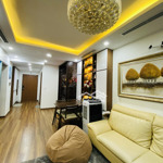 Chính chủ bán căn 2 ngủ rivera park 70m2, view bể bơi siêu đẹp, giá thật nhỉnh 6 tỷ, lh: 0846463586