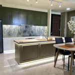 Bán gấp căn hộ chung cư midtown phú mỹ hưng, 13,5 tỷ, 135 m2, 3pn, 3wc, đầy đủ nội thất