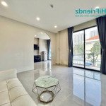 Căn hộ 1 phòng ngủ ban công thoáng - full nội thất, siêu rộng
