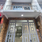 Chủ cần tiền, cần bán căn nhà ngay hoàng sa, quận 3, sổ đẹp, vuông vức, công chứng ngay