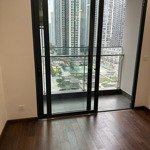 Bán Căn 1 Phòng Ngủ+ View Nội Khu Mas C Tầng Trung. Sẵn Khách Thuê. Giá Bán 3,5 Tỷ Liên Hệ: 0919.452.286