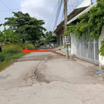 Bán lô đất tân định gần chợ bến lớn, sổ sẵn, giá: 1 tỷ 190 tr