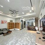 Cho thuê nguyên căn biệt thự liền kề cao cấp vinhomes marina, hải phòng