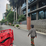 Bán biệt thự song lập ,phố nguyên hồng,đống đa