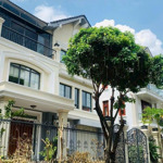 Cho thuê biệt thự đơn lập khu cảnh đồi khu phố nam long3 phú mỹ hưng quận 7. em nga giữ key