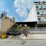 Ngộp ngân hàng bán toà khách sạn 5 tầng, 43 phòng, hoàn công chuẩn, ngang 20m, ngay hoàng hữu nam