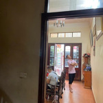 Bán nhà mặt phố đốc ngữ - ba đình, kinh doanh sầm uất, vỉa hè rộng. 70m, 5 tầng, mặt tiền 4m.