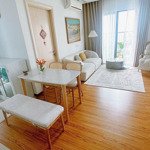 Chính chủ gửi bán căn 2 ngủ kdt hồng hà.nhà ở có sổ.dt 65m2 tk 2 ngủ 1 vệ sinh.1 lô gia