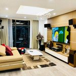 Bán gấp căn 3 phòng ngủ 100m2, giá 7 tỷ, full nội thất đẹp ở ngay, toà discovery complex
