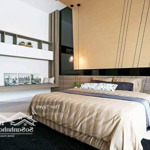Bán căn hộ 3 phòng ngủ, có đầy đủ nội thất, 129m2, tại khu đô thị mới dịch vọng cạnh cầu giấy