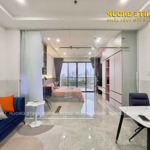 Căn hộ dịch vụ 1 phòng ngủ 60m2 ban công view sông trần xuân soạn, gần lotte mart sát q4 q8