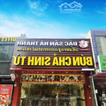 Cho thuê nhà mặt phố hoàng cầu. cực đông dân cư và văn phòng. diện tích 70m2 x 2 tầng. mặt tiền 6m