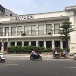 Cho thuê nhà mặt phố vinhomes riveside, 1000m2 sử dụng, mặt tiền 25m, thang máy, chỉ 180tr/th