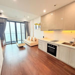 Bán căn góc 2pn + 62m2 giá tốt tầng trung full nội thất đẹp toà mas c hướng đông nam view thoáng