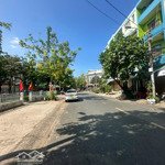 Bán gấp nhà gần cư xá ra đa quận 6 ,vị trí đẹp ,diện tích4x15 , 1 trệt 2 lầu , 5 phòng ngủ,shr . liên hệ: 093.150.2345