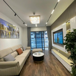 Bán căn góc 108m2 (3n) nội thất đẹp như ảnh, sẵn sổ tại goldseason 47 nguyễn tuân, thanh xuân.
