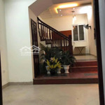 Chính chủ bán gấp nhà phố xịn, kề ô tô ngõ 90 hoàng ngân, cầu giấy. 45m2 5 tầng,mặt tiền4,5m. 11,6 tỷ