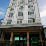 Bán tòa nhà chdv dòng thu: 6.4%/năm đường lâm văn bền 8x25 có 45 phòng giá: 45 tỷ