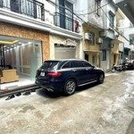 Ngọc Thụy , Vị Trí Đẹp , Tiện Sang Phố , Gần Trường, Chợ , Khu Vui Chơi , Full Nội Thất , Ô Tô Đỗ