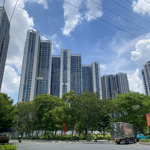 Bán Nhà 4 Tầng.diện Tích100M2 .5 X 20. 5 Phòng Ngủ Sổ Hồng Riêng.cách 50M Đường Nguyễn Văn Linh