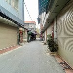 Chỉ 6 tỷ nhỉnh có ngay 46m2 nhà đẹp kiên cố, ô tô qua cổng - phương canh - vị trí cực đẹp: ngõ nôn