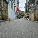 Hiếm Bán Đất Tặng Nhà 3 Tầng Dân Xây Thượng Thanh- Oto Vào Nhà Ngõ Thông- Gần Phố-Sổ Đỏ Chính Chủnở Hậu Đẹp