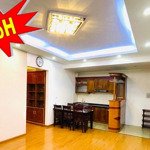 (chính chủ) cho cho thuê gấp cc 2 pn, , 2 wc, 83m, căn góc đẹp, đủ đồ, thang máy phố lạc trung