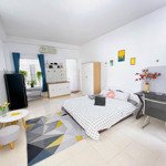 Căn hộ đẹp full nội thất - cửa sổ lớn ngay trung tâm tân bình