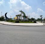 Giá đầu tư, bán đất tặng nhà cấp 4 gia thượng 55m, mt 6.2m, nở hậu, lô góc, ô tô thông, kd.