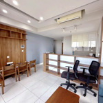 Cho Thuê Căn Hộ Chung Cư 2 Phòng Ngủ 2 Vệ Sinh 74M2 Tại Masteri An Phú, 18 Triệu Vnd . Layout 4 Cánh.