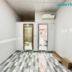 Cho Thuê Phòng Tách Bếp Gía Rẻ Q3 _Nt Cơ Bản,Thang Máy, Bảo Vệ, Pccc|Gần Chợ Bàn Cờ&Vx Dân Chủ Q10