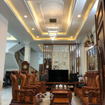 Biệt thự mặt tiền đường số 10 khu dân cư phong phú 5, dt: 7x19,5m xây 3 lầu. shr