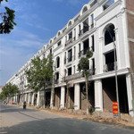 Bán gấp 2 căn liền kề đẹp tại phúc thành 3!