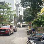 Mua đất tặng nhà 3 tầng bà chị gửi độc quyền bán lô 70m2 khu 4,3ha, mặt tiền 5m sâu 14m